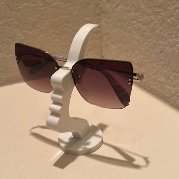 Kate Spade Ariella Butterfly Sunglasses Rimless Frame Gradient Lens Oversized main image 10